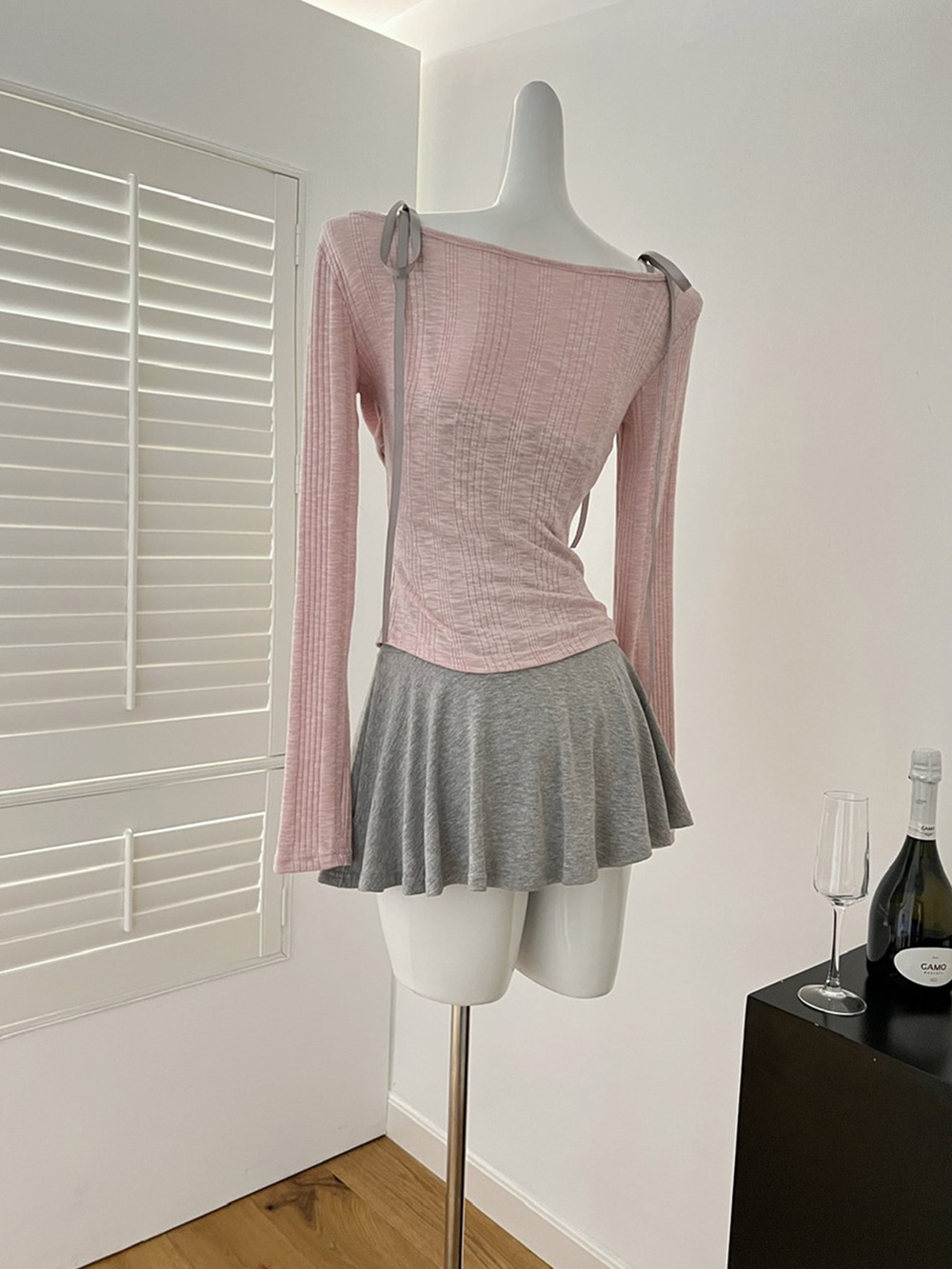 Korean Women Vibe 2 Pcs Set Layer Lace Camisole Cardigan T-Shirt Set K photo 3 (style 1019230819504)