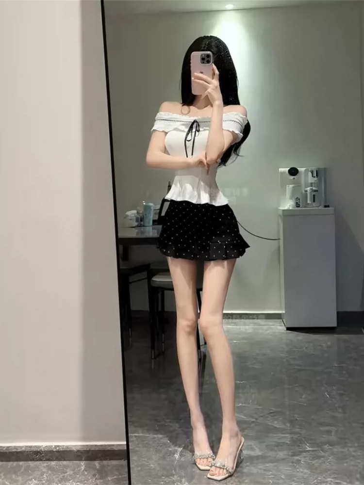 French Pure Sweet Slim Off Shoulder Top 2 Pcs Set Design Polka Short S photo 1 (style 1049957723163)
