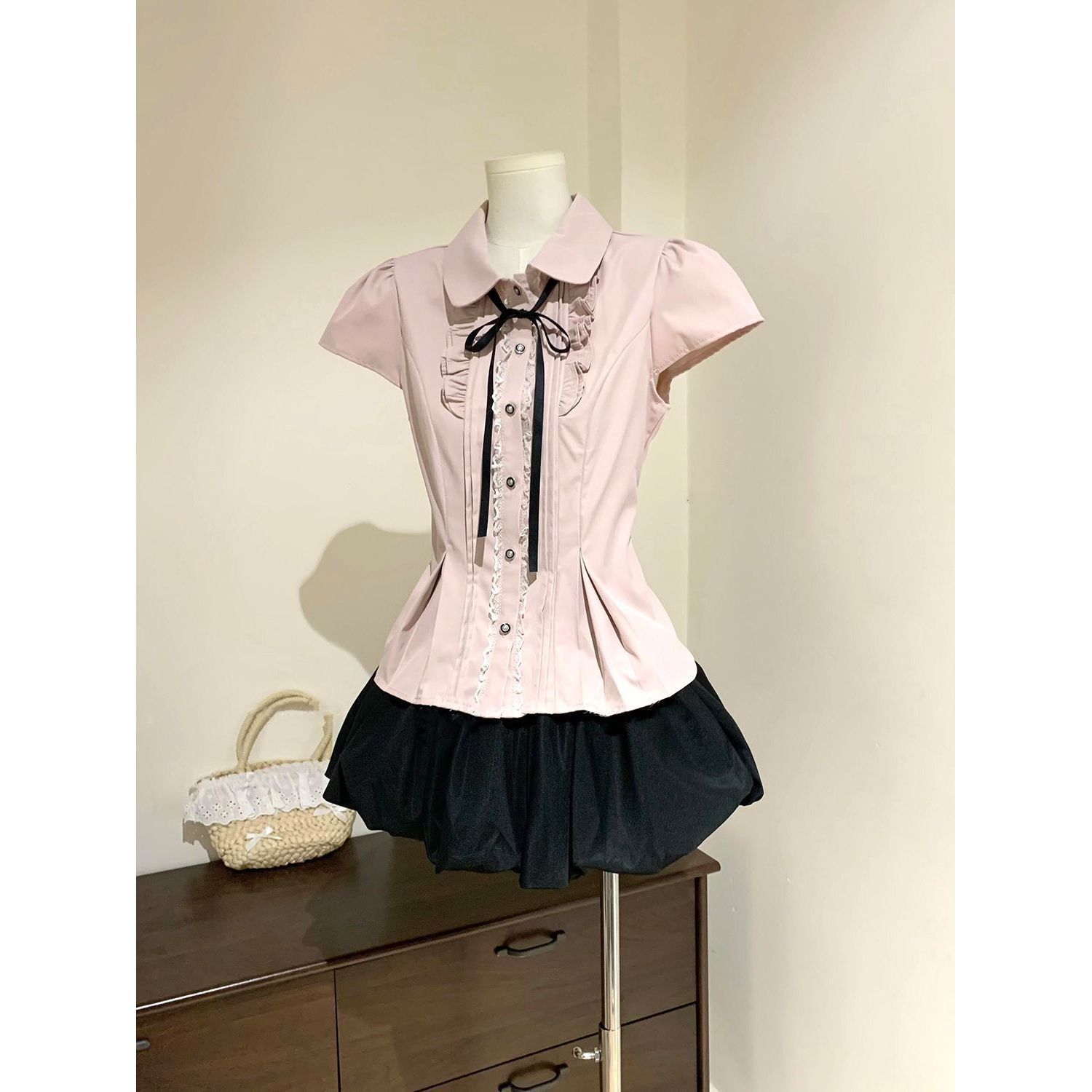 YS Korean Rich Doll Collar Tie Waist Top Black Puff Skirt Summer 2 Pcs photo 3 (style 1064701304864)