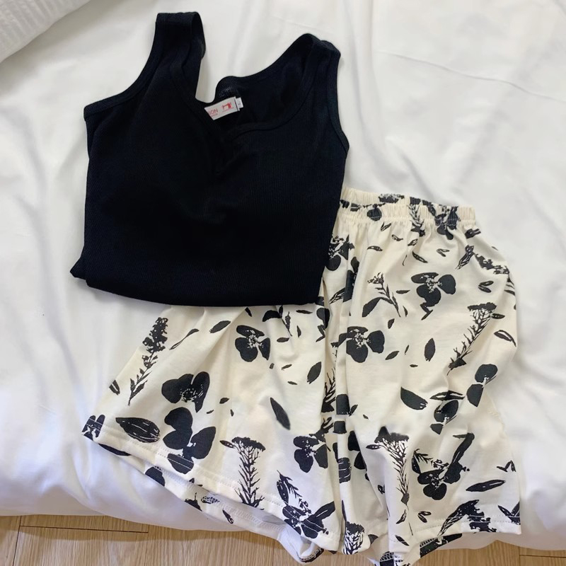 Women's Summer Cotton Tank Top Pajama Set with Shorts, Breathable Comf photo 5 (style SM-325E88)