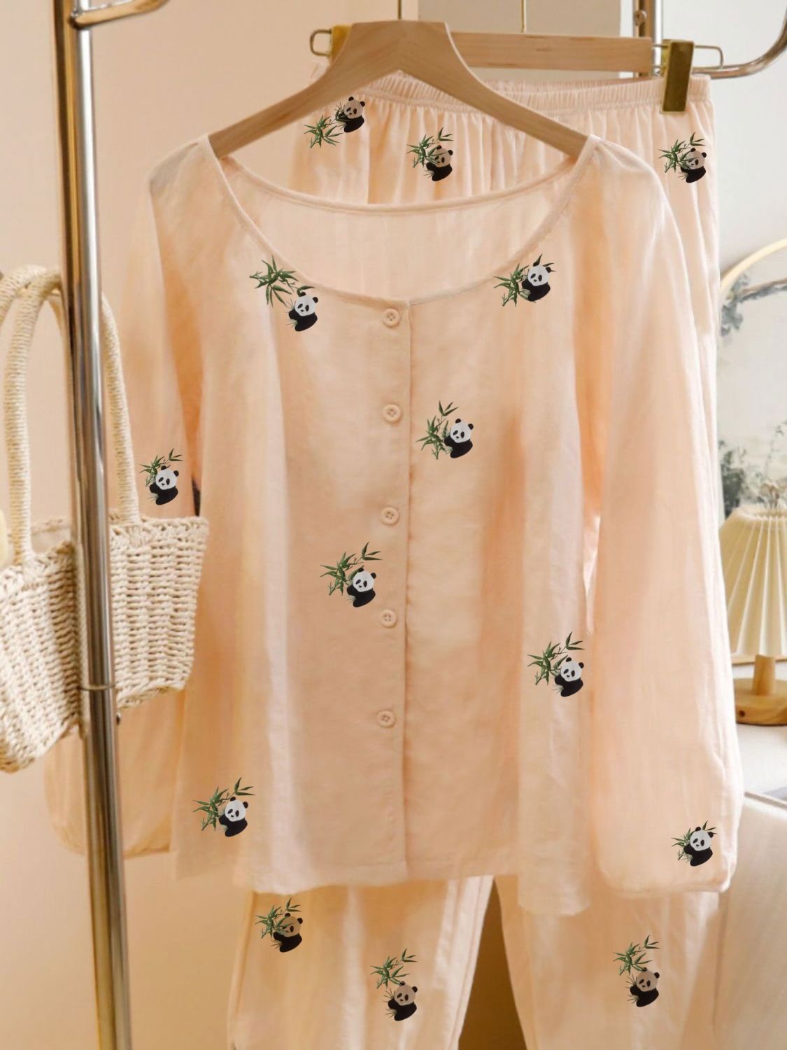 Women's Summer Cotton Double-Layer Short Sleeve & Shorts Loungewear Se photo 6 (style SM-FADD8F)