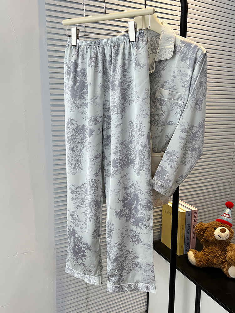 Summer Ice Silk Homewear Women Short Sleeve Shorts 2 Pcs Breathable Co photo 5 (style 2025116)