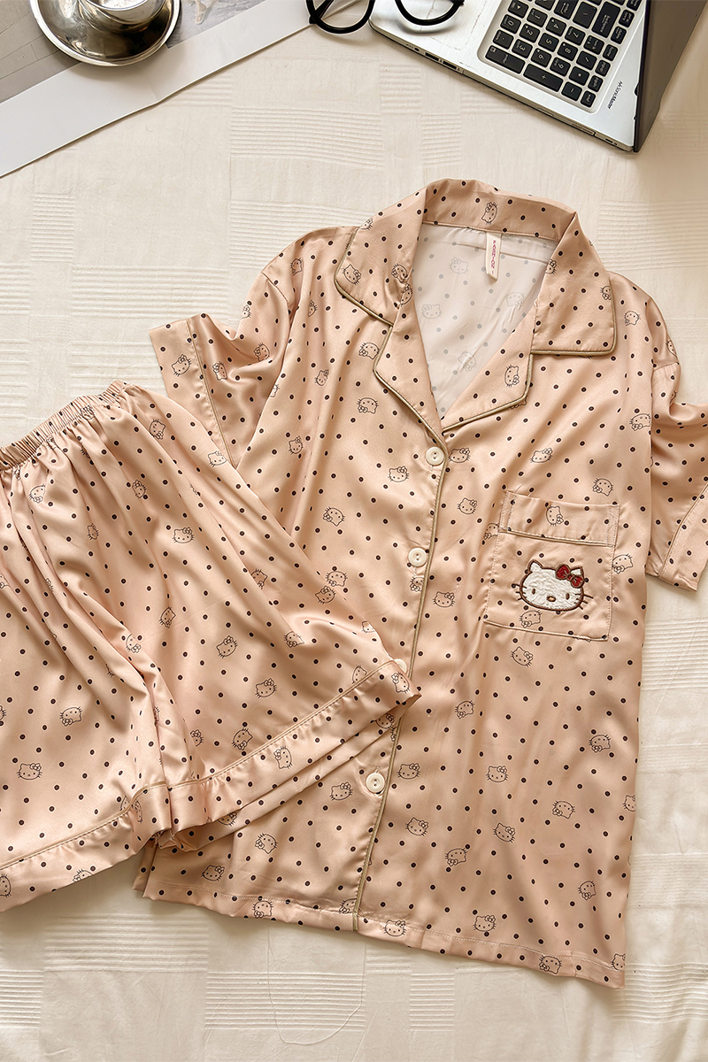 Women's Summer Polka Dot Ice Silk Short Sleeve & Shorts Loungewear Set photo 2 (style SM-DF2F56)