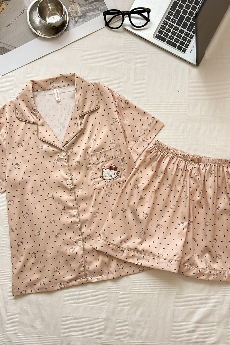 Women's Summer Polka Dot Ice Silk Short Sleeve & Shorts Loungewear Set photo 3 (style SM-DF2F56)