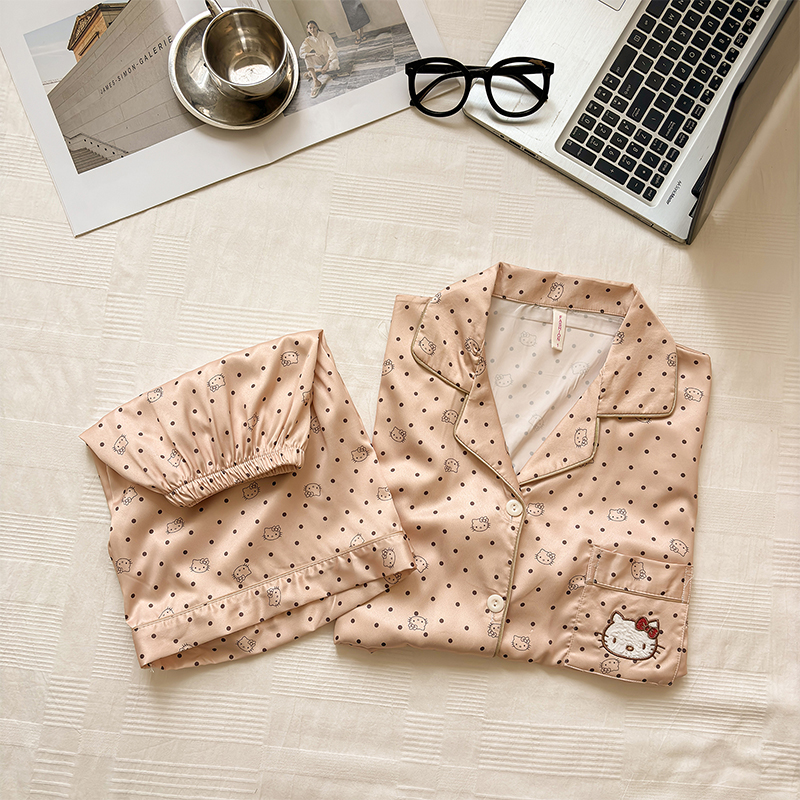 Women's Summer Polka Dot Ice Silk Short Sleeve & Shorts Loungewear Set photo 7 (style SM-DF2F56)