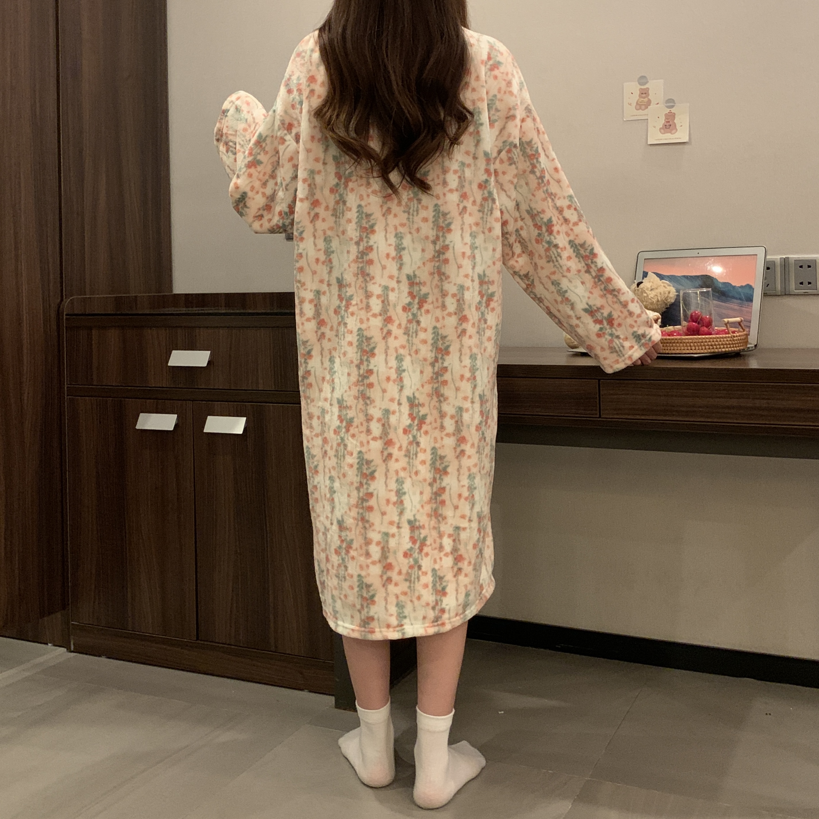 Autumn Winter Flannel Camisole Nightgown Women Loose Slim Breathable H photo 2 (style 31118)