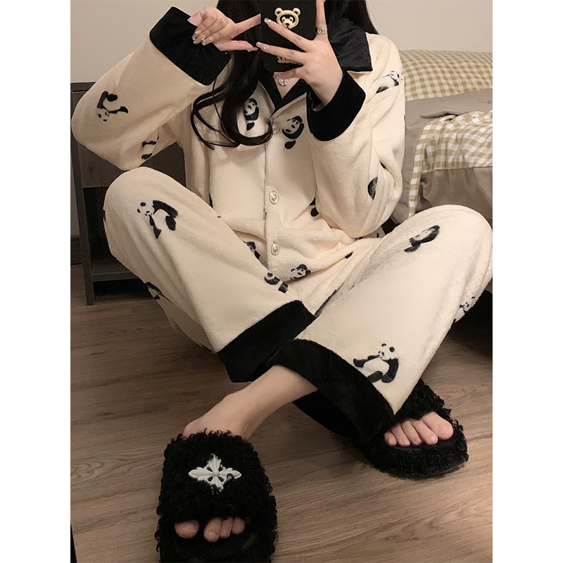 Autumn Winter Coral Fleece Homewear Women Short Sleeve Shorts 2 Pcs Th photo 4 (style 80437)