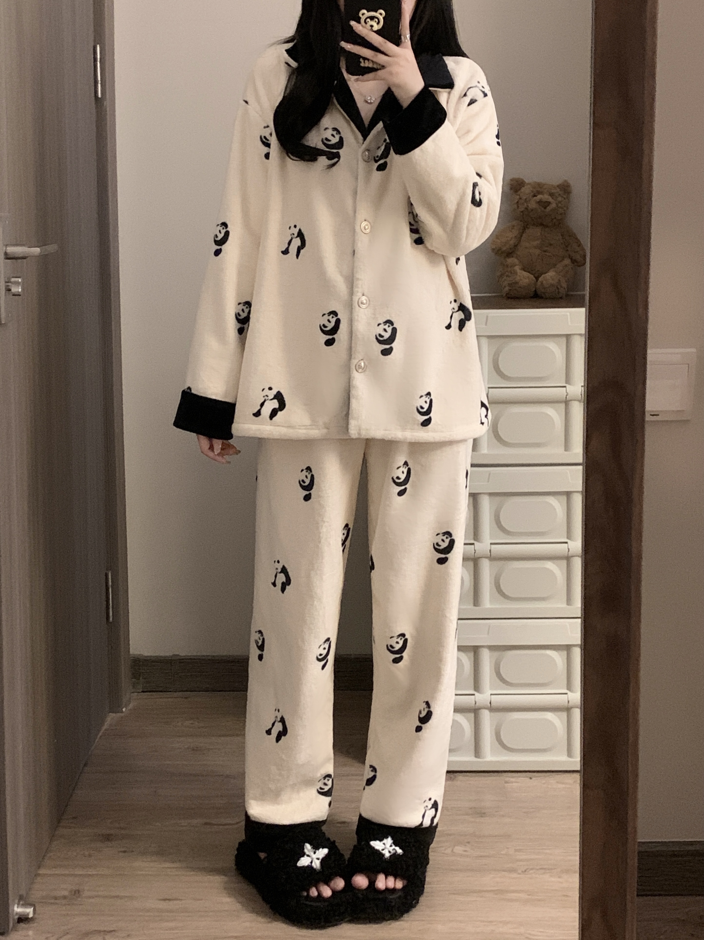 Autumn Winter Coral Fleece Homewear Women Short Sleeve Shorts 2 Pcs Th photo 7 (style 80437)
