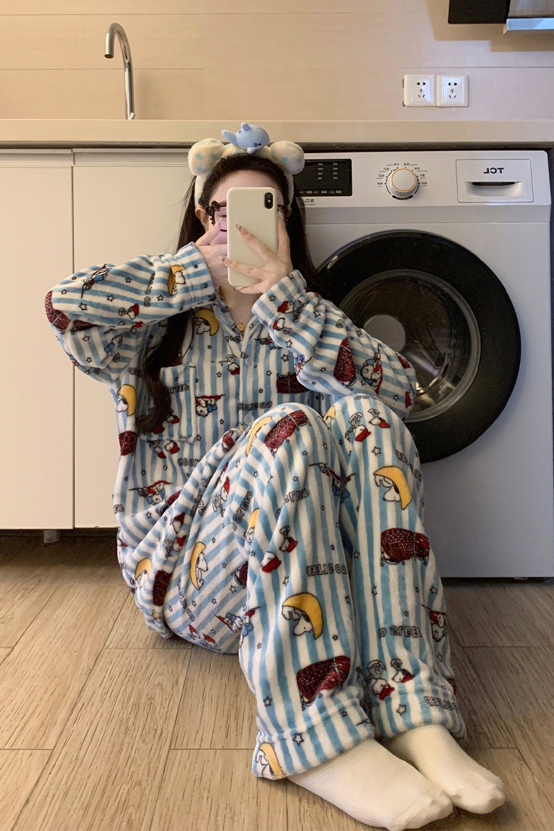 Autumn Winter Flannel Homewear Women Short Sleeve Shorts 2 Pcs Thick W photo 5 (style 820)