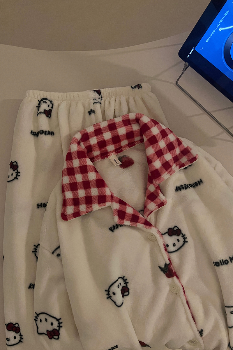 Autumn Winter Flannel Homewear Women Short Sleeve Shorts 2 Pcs Thick W photo 3 (style 842352)