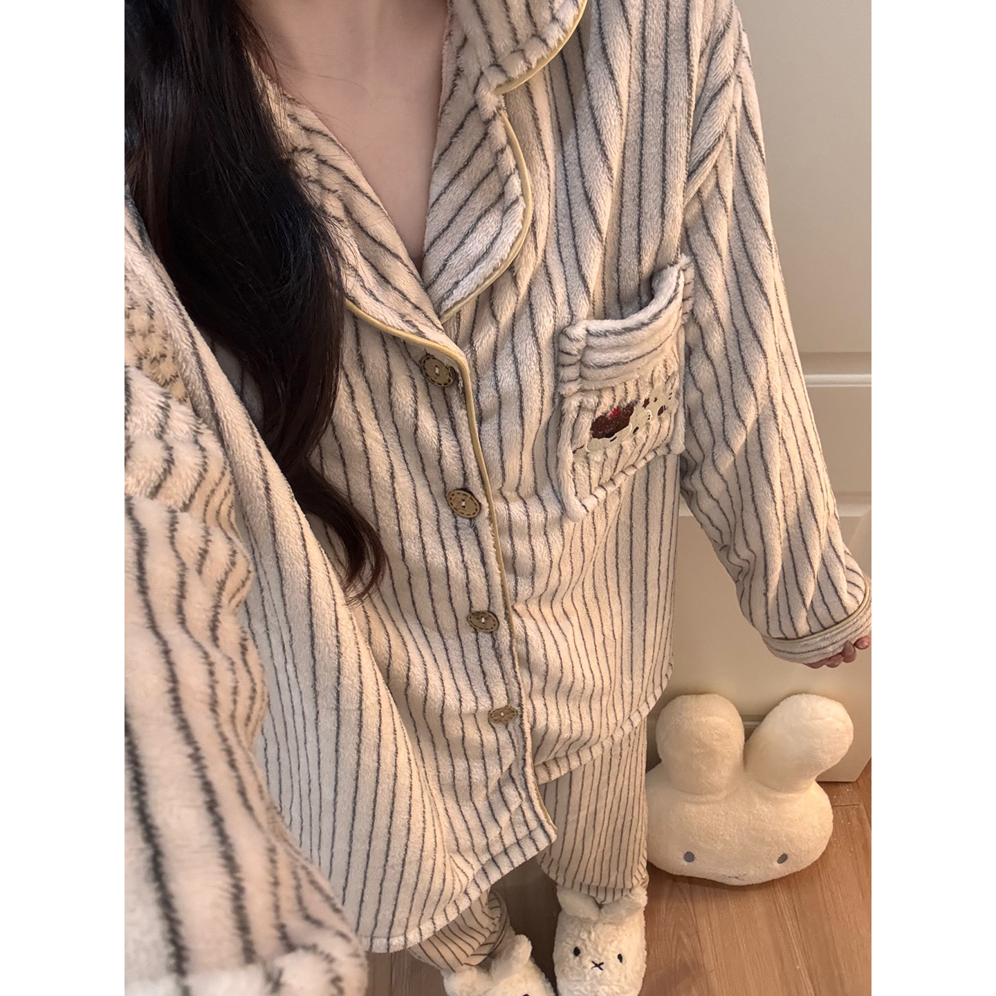 Autumn Winter Flannel Homewear Women Short Sleeve Shorts 2 Pcs Thick W photo 5 (style 852352)