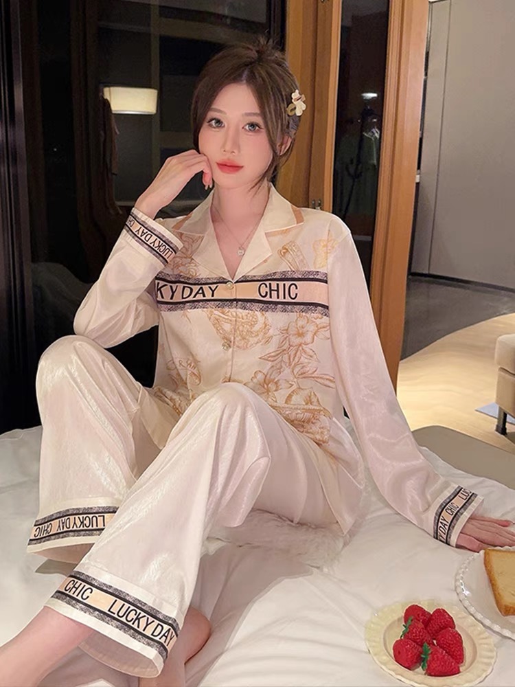 Summer Cotton Homewear Women Short Sleeve Shorts 2 Pcs Breathable Comf photo 3 (style 710136)