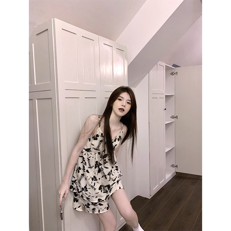 Summer Ice Silk Camisole Homewear Women Short Sleeve Shorts 2 Pcs Brea photo 3 (style local-冰丝吊带)