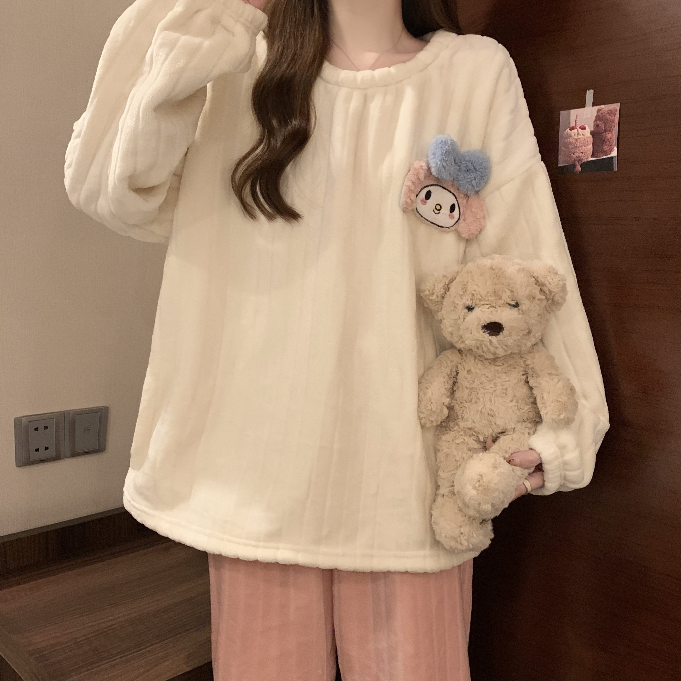 Autumn Winter Flannel Homewear Women Short Sleeve Shorts 2 Pcs Thick W photo 1 (style 22)
