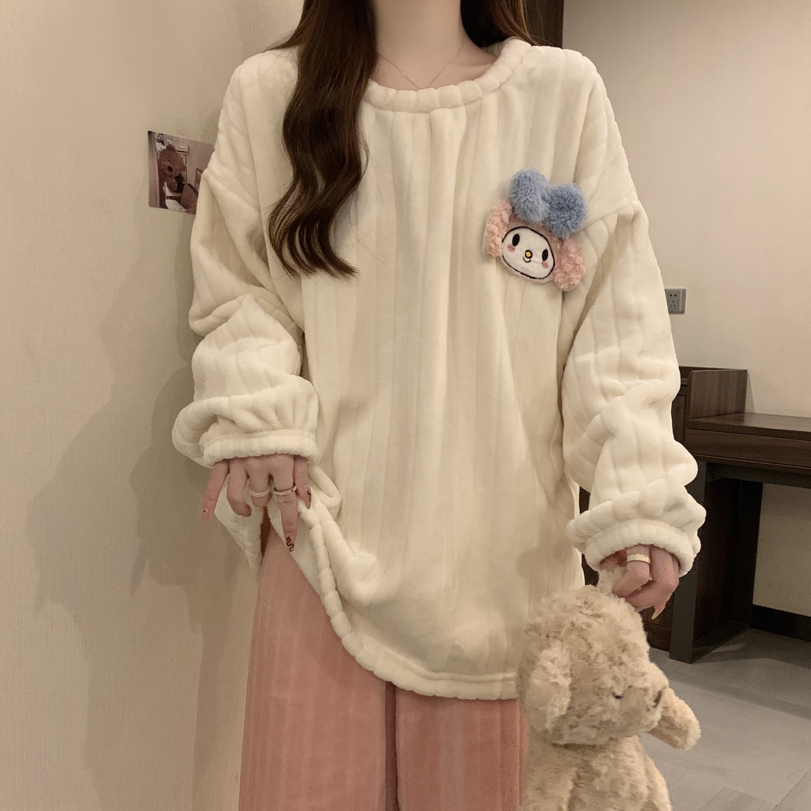 Autumn Winter Flannel Homewear Women Short Sleeve Shorts 2 Pcs Thick W photo 3 (style 22)