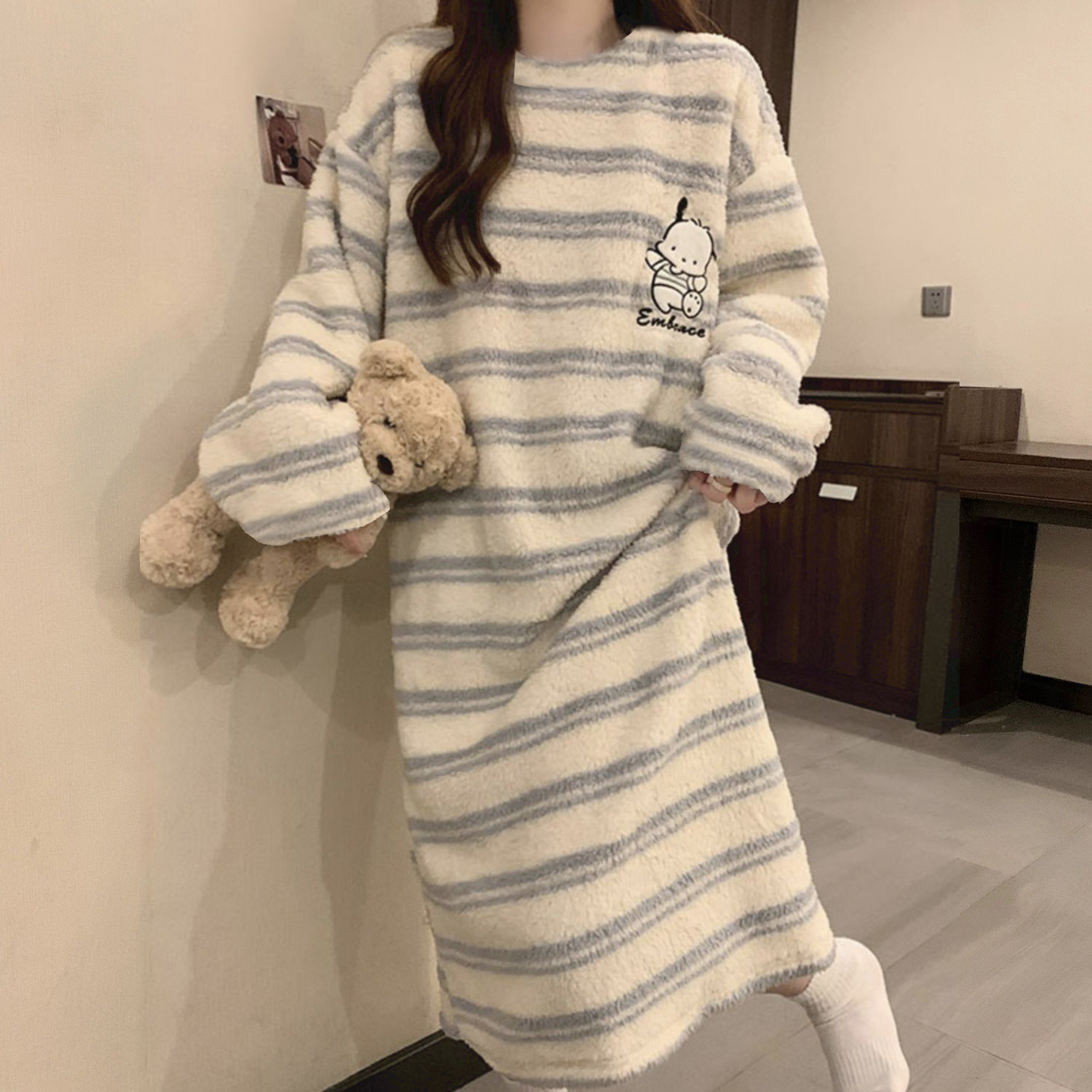 Autumn Winter Flannel Camisole Nightgown Women Loose Slim Breathable H photo 3 (style 20)
